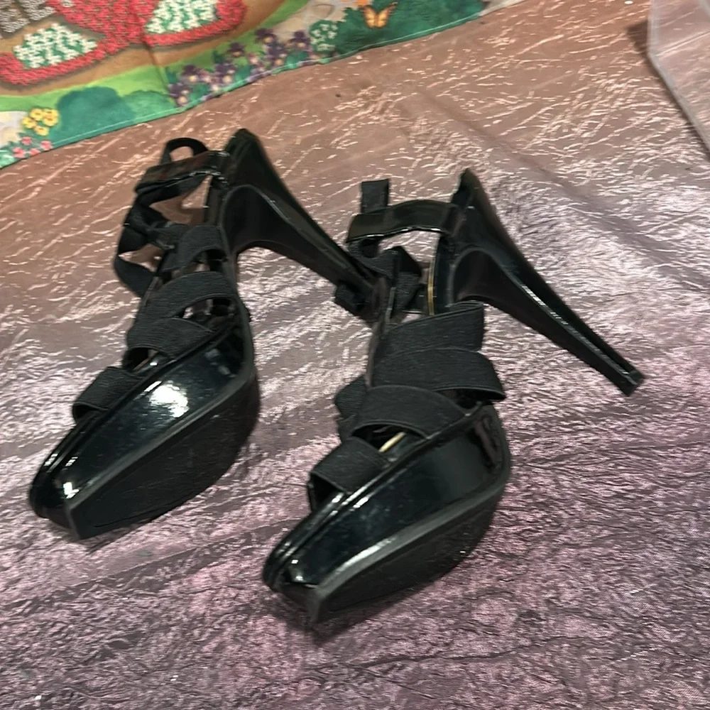 🔥‎ 👠 BcBg black iconic dress shoes 👠